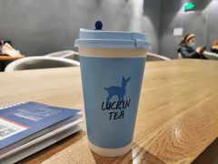 -瑞幸咖啡(新世界中心店)