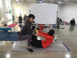 -亚太瑜伽普拉提学院