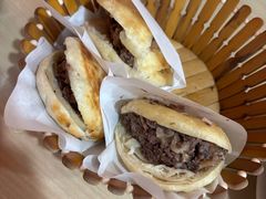 -闫家驴肉老店(华电一校店)