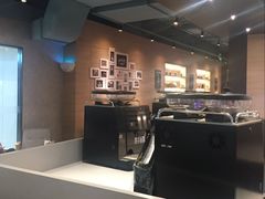 -瑞幸咖啡(外滩SOHO店)