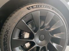 -TESLA 特斯拉(北京南四环中路特斯拉中心)