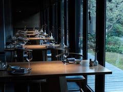 靠窗位-新荣记(西溪湿地店)