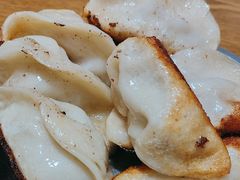 -黄阿姨锅贴大王(万航渡路店)