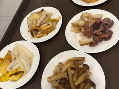 -天宜隆蘑菇宴火锅(石景山旗舰店)