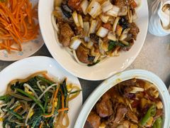 -汗腾格里·风味餐厅(新疆驻京办店)