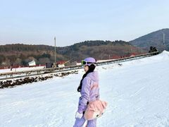 -济南卧虎山滑雪场