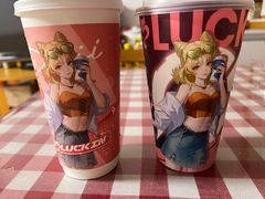 -星巴克(郑州曼哈顿广场店)