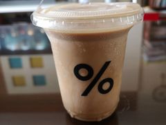 拿铁咖啡-% Arabica阿拉比卡咖啡(武康路店)