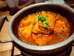 石锅豆腐-蜜桃餐厅·江浙融合菜(荟聚购物中心店)