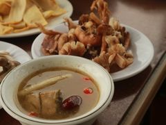 -东巴谷野生菌火锅餐厅