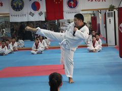 -健成运动中心·体适能跆拳道少儿格斗体考跳绳
