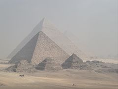 -吉萨金字塔群