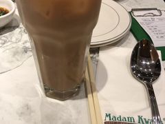 拉奶茶-关夫人餐厅(阳光广场店)