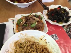 -蓉李记成都名小吃(武汉菱角湖万达店)