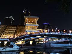 -圆融星座购物中心