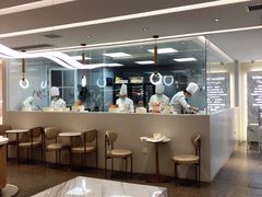 -万利隆·活力烘焙(人民路店)