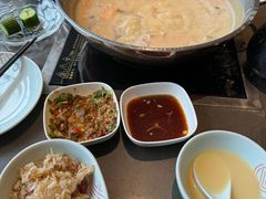 -捞王锅物料理(上海世茂广场店)