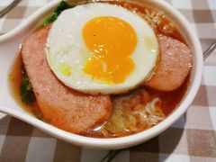 -新大咀港式茶餐厅(宝山万达店)