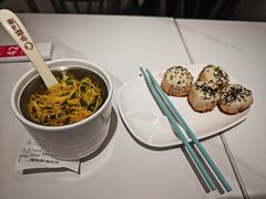 -小杨生煎(黄河路美食休闲街店)
