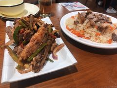 -怡妮新疆风味餐厅(东江湾路店)