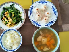 -天鹅到家·保姆月嫂育儿嫂(朝阳店)