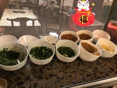 自助蘸碟-肖肖酸萝卜鱼火锅(总店)