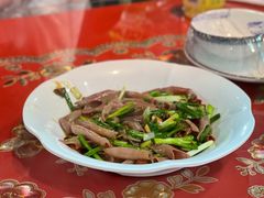 韭菜炒海肠-崴海渔村(虹梅路店)