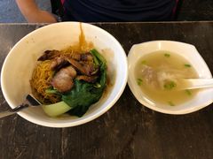 云吞面干拌-马来西亚美食街