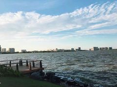 -上海滴水湖皇冠假日酒店