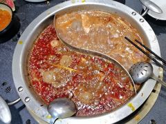 -沸炉重庆老火锅(军事博物馆店)