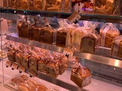 -巴黎贝甜(大宁国际商业广场店)