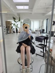 -Hello Lady发型设计