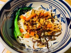 -头壹号  羊汤·饸饹面·大油条(嘉华店)