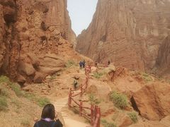 -天山神秘大峡谷