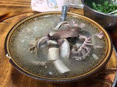 大碗羊肉羊杂-三兄弟鲜羊肉