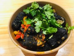 经典味臭豆腐-自黑豆夫·臭豆腐夹馍(四海唐人街店)