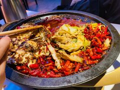 -鸣记脆皮烤鱼·海鲜烤鱼(三八广场店)