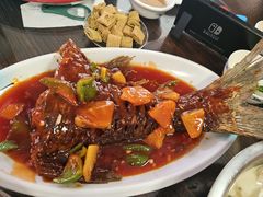 -雪湖煜辰鱼头老店(雪野湖店)