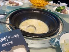 -德兴show鲜·蒸汽海鲜火锅餐厅(格创悦里店)