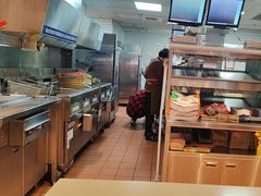 -汉堡王(金鹰天地广场店)