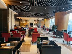 大堂-绿地万豪酒店-城市节奏餐厅
