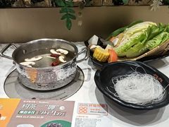 -百联临沂购物中心(临沂路店)