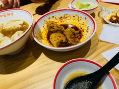 -八二小区抄手(龙湖上城天街店)