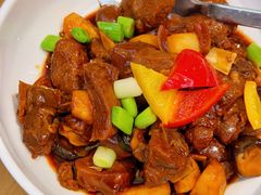 冬菇马蹄焖东山羊-艾美中餐厅·融合菜·海鲜·椰子鸡火锅(石梅湾艾美酒店)