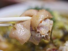 鲜花椒酸菜猪手花-南山酒肆(南山董事绘店)