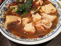 -爆炸头阿姨小四川正宗川味小吃(无任何分店)