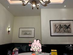 -醉辉皇上海之巅(上海中心大厦店)