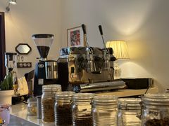 -Café Monson