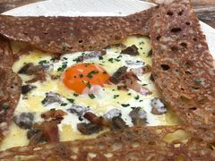 鸡蛋蘑菇熏肉荞麦可丽饼-RAC BAR(安福路店)