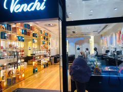 -VENCHI 闻绮(上海佛罗伦萨小镇店)